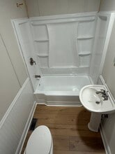 163 Cleveland Ave in Hartwell, GA - Building Photo - Building Photo