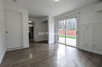 564 Hartke Loop in Oregon City, OR - Building Photo - Building Photo