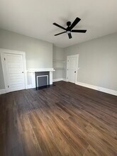 903 New Bern Ave, Unit 1 in Raleigh, NC - Foto de edificio - Building Photo