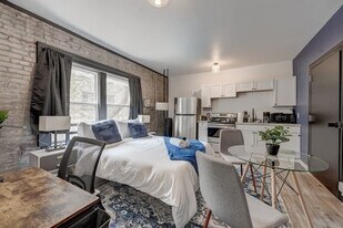 1927 N Prospect Ave in Milwaukee, WI - Building Photo