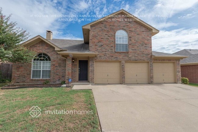 property at 5010 Ridgefield Ct