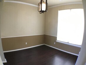 18001 Montoro Way in Edmond, OK - Building Photo - Building Photo