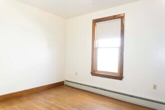 21 Shepard St, Unit 1 in Boston, MA - Building Photo - Building Photo