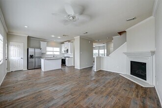 10820 South Lake Mist Lane in Willis, TX - Building Photo - Building Photo