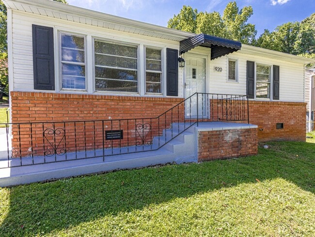 920 Kingland Ave in Knoxville, TN - Building Photo - Building Photo