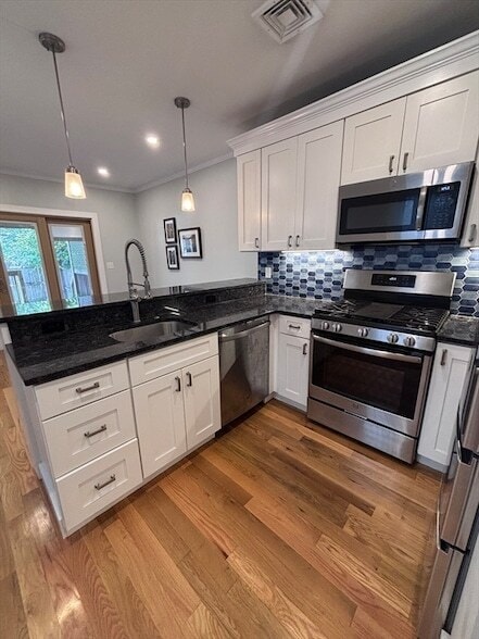 110 P St, Unit 1 in Boston, MA - Building Photo - Building Photo