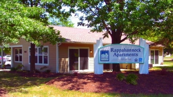 Rappahannock Apartments in Tappahannock, VA - Building Photo