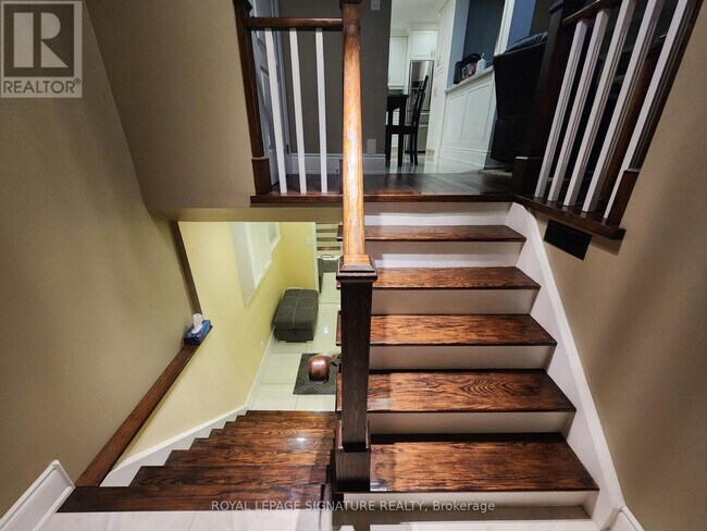 4281 Woodington Dr in Mississauga, ON - Building Photo - Building Photo