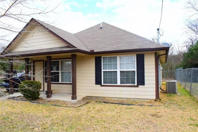 309 Gravel St in Waxahachie, TX - Building Photo