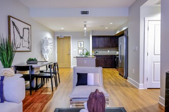 Berkshire Riverview in Austin, TX - Building Photo - Building Photo