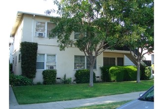 11667-11673 Chandler Blvd in North Hollywood, CA - Foto de edificio - Building Photo