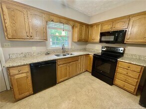 1414 Berkshire Rd in Fayetteville, NC - Building Photo - Building Photo