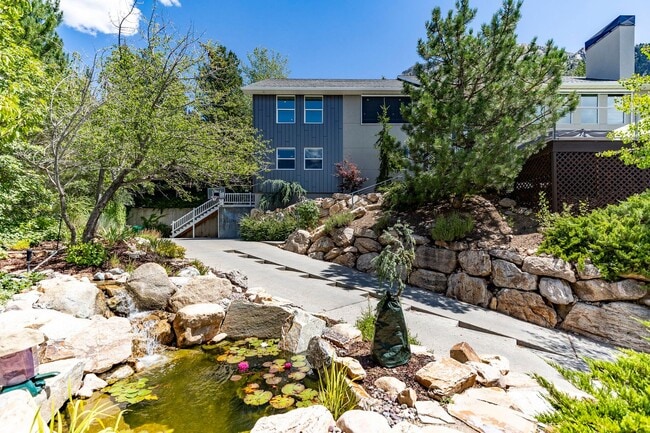 4545 S Thousand Oaks Dr