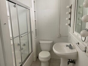 1636 Peniston St in New Orleans, LA - Building Photo - Building Photo