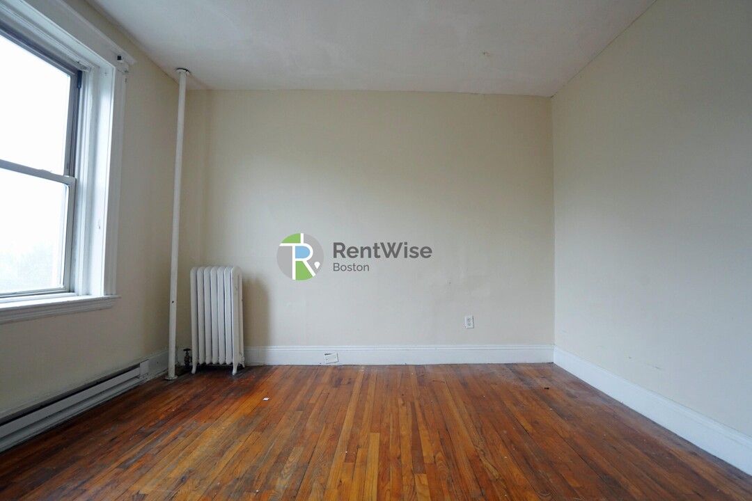 55 Park Dr in Boston, MA - Building Photo