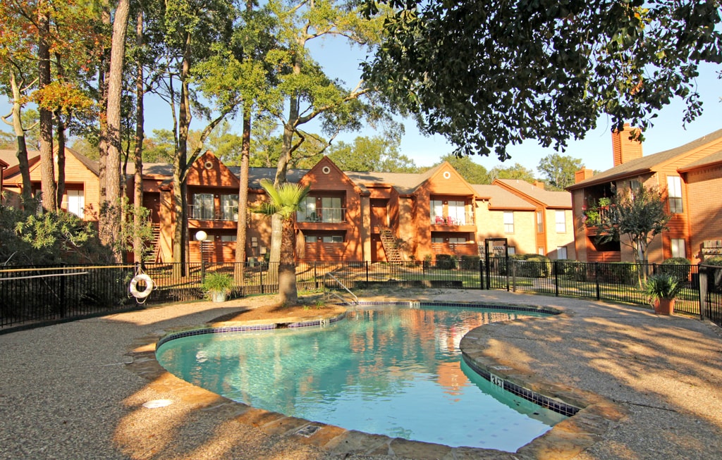 Forest Creek Apartment Homes Photo