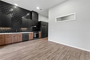 4510 Terry-O Ln in Austin, TX - Building Photo