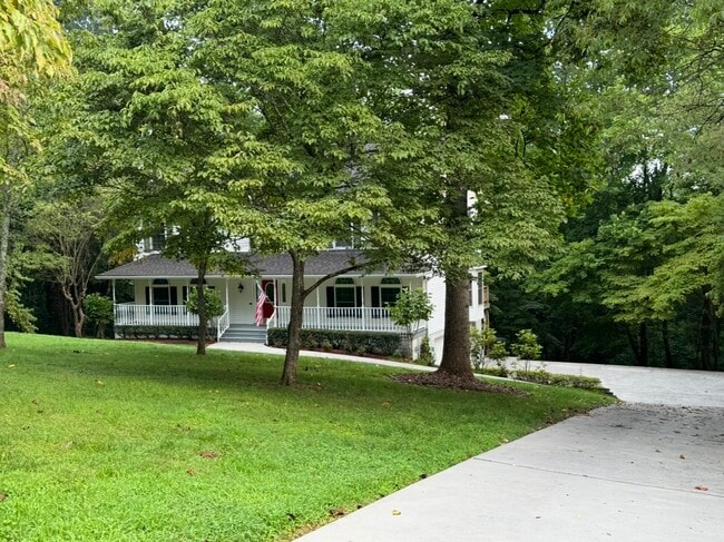 126 Skiatook Way in Loudon, TN - Building Photo - Building Photo