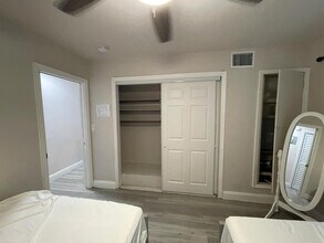 1702 NE 9th St in Fort Lauderdale, FL - Foto de edificio - Building Photo