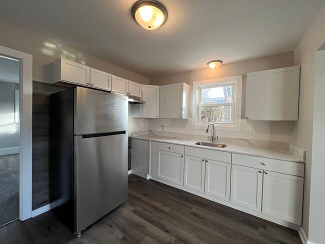 1348 5th Ave SE in Rochester, MN - Foto de edificio - Building Photo