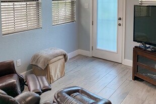 1219 N 16th St in Waco, TX - Building Photo