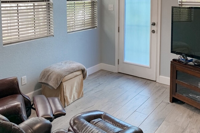 property at 1219 N 16th St