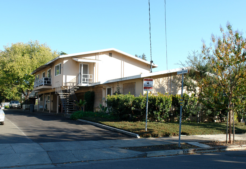 904 Beaver St in Santa Rosa, CA - Building Photo