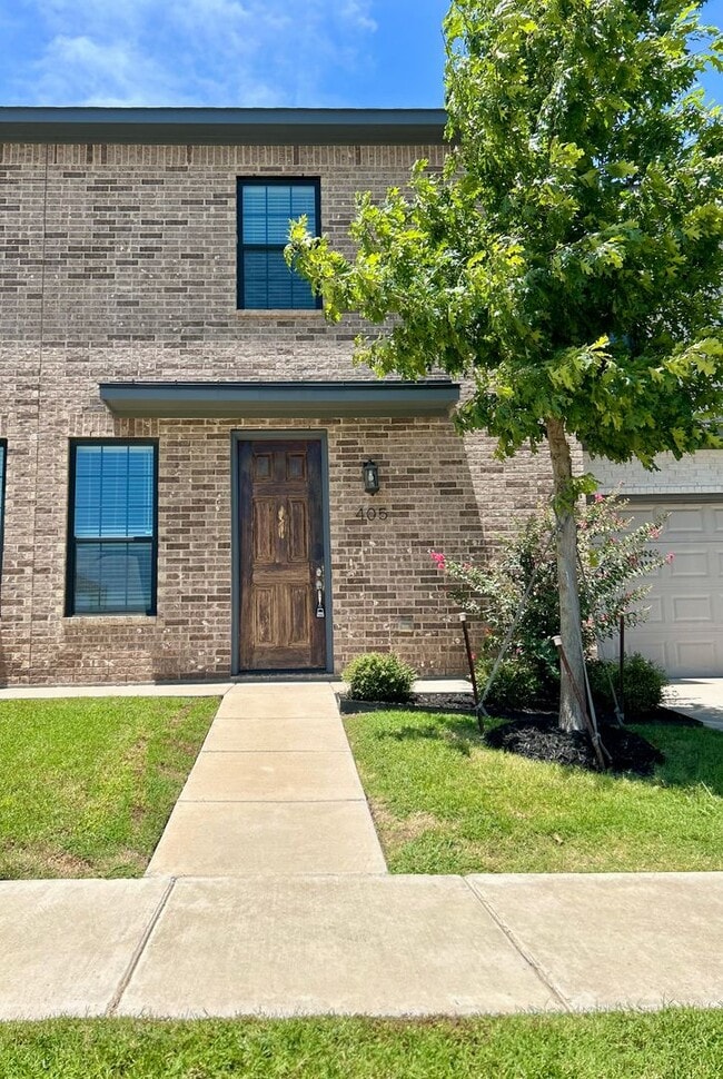 405 Hampton Pl in Burleson, TX - Foto de edificio - Building Photo