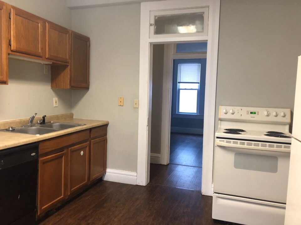 1525 Ferry St in Lafayette, IN - Foto de edificio