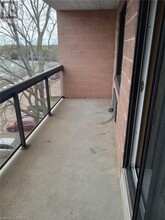 88 Tollgate Rd in Brantford, ON - Building Photo - Building Photo