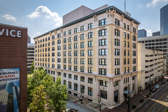 Franklin Lofts in Houston, TX - Building Photo - Building Photo