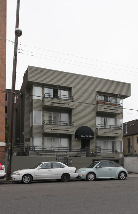 The Crest On Belmont in Seattle, WA - Foto de edificio