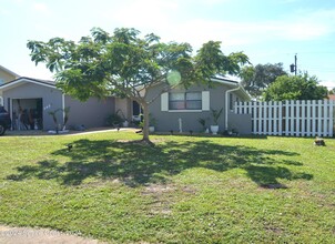 495 Belair Ave in Merritt Island, FL - Building Photo - Building Photo