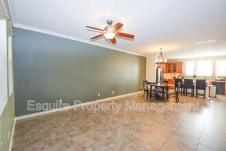 4523 Via Del Sol in Camarillo, CA - Building Photo - Building Photo