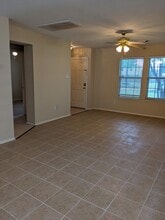6120 Lone Prairie Way in Katy, TX - Building Photo - Building Photo