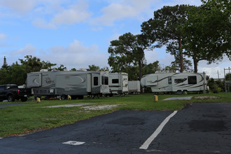 Palm Beach Traveler Park in Lake Worth, FL - Building Photo - Building Photo