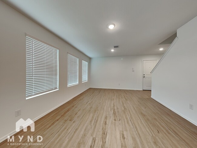 4130 Neches Bnd Dr in Baytown, TX - Building Photo - Building Photo