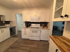 10412 Pinedale Dr in Knoxville, TN - Building Photo - Building Photo