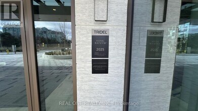 397 Royal Orchard Blvd in Markham, ON - Building Photo - Building Photo