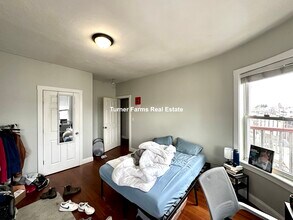 1085 Dorchester Ave, Unit 3 in Boston, MA - Foto de edificio - Building Photo