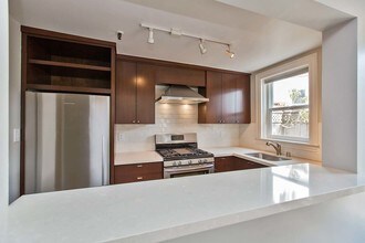 2211 California St-Unit -101 in San Francisco, CA - Building Photo - Building Photo