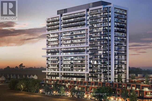 property at 2425-2425 Simcoe St N