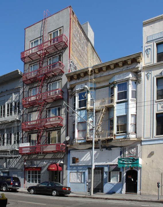 The Camelot in San Francisco, CA - Building Photo