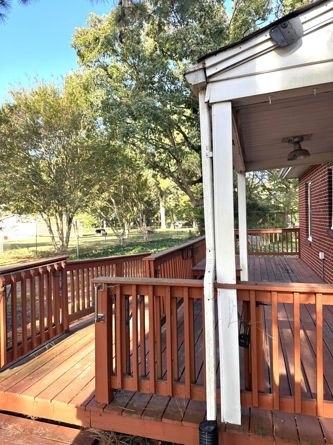 5404 Oak St in Petersburg, VA - Building Photo - Building Photo