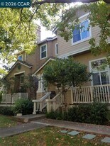 4764 Central Pky in Dublin, CA - Building Photo