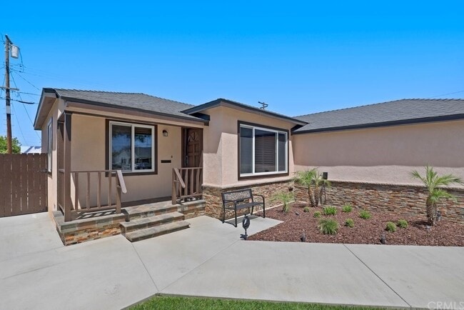 2957 Daneland St in Lakewood, CA - Building Photo - Building Photo