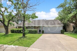12123 Flaxen Dr in Houston, TX - Building Photo