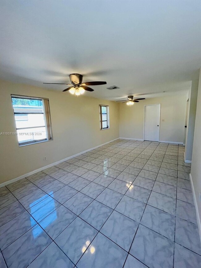 5654 NE 5th Ave in Fort Lauderdale, FL - Building Photo - Building Photo