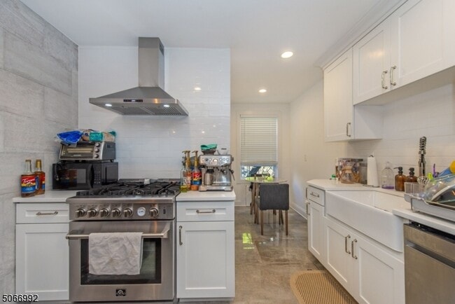 property at 376 Claremont Ave