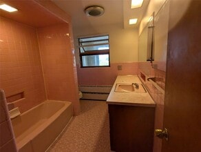 2305 Country Club Rd in Endicott, NY - Building Photo - Building Photo